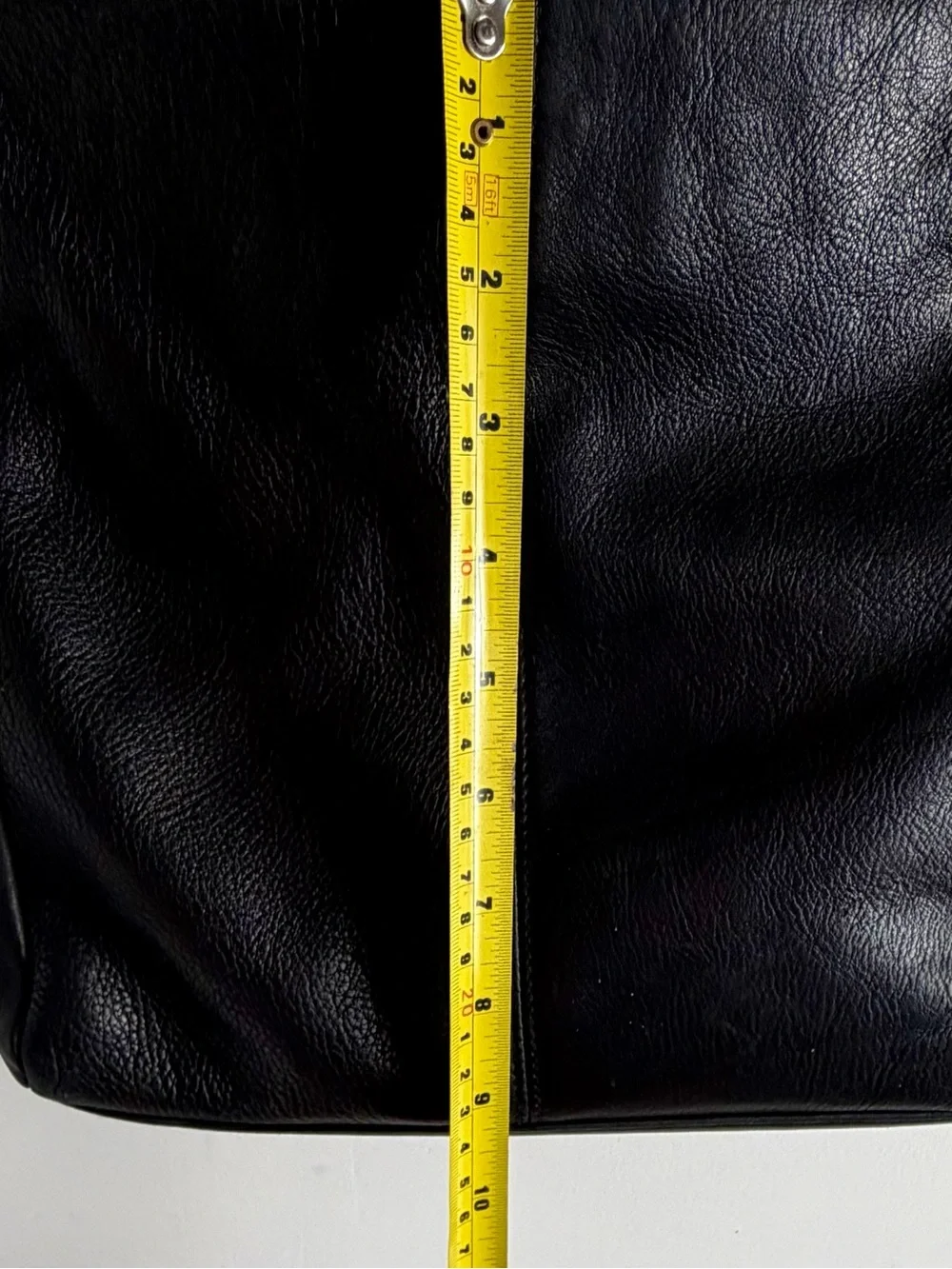 Apostrophe Black Leather Shoulder Bag